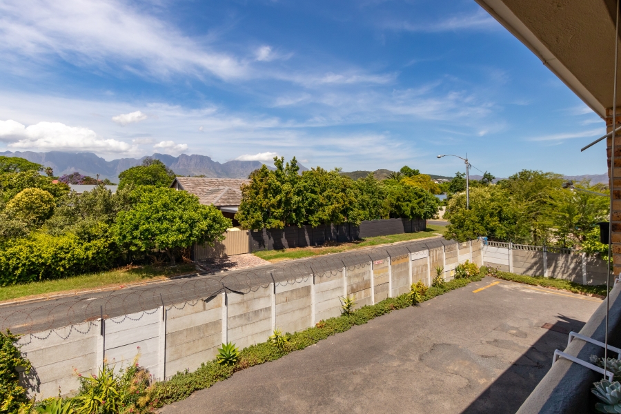 2 Bedroom Property for Sale in Martinville Western Cape